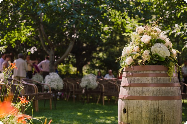 Linden-Gardens-wedding_Kaleden-Hotel_Okanagan_45_by-Kevin-Trowbridge