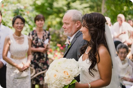 Linden-Gardens-wedding_Kaleden-Hotel_Okanagan_78_by-Kevin-Trowbridge