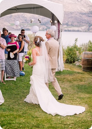 Summerland-wedding_Bonitas-Winery_lake-portraits_37_by-Kevin-Trowbridge