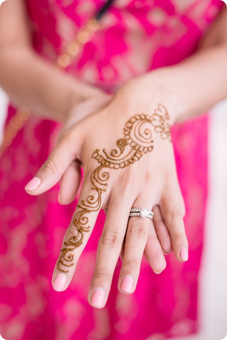 Henna-party_Indian-wedding-Maiyan_Sparkling-Hill-dancing_19_by-Kevin-Trowbridge