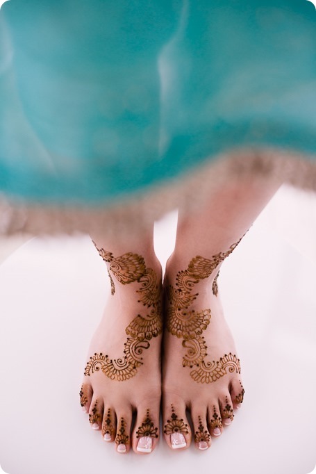 Henna-party_Indian-wedding-Maiyan_Sparkling-Hill-dancing_30_by-Kevin-Trowbridge