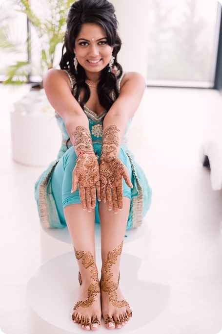 Henna-party_Indian-wedding-Maiyan_Sparkling-Hill-dancing_31_by-Kevin-Trowbridge