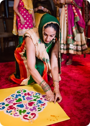 Henna-party_Indian-wedding-Maiyan_Sparkling-Hill-dancing_54_by-Kevin-Trowbridge