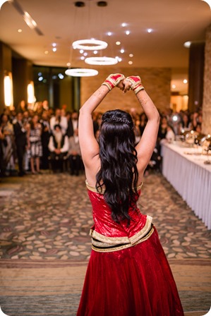 Henna-party_Indian-wedding-Maiyan_Sparkling-Hill-dancing_76_by-Kevin-Trowbridge