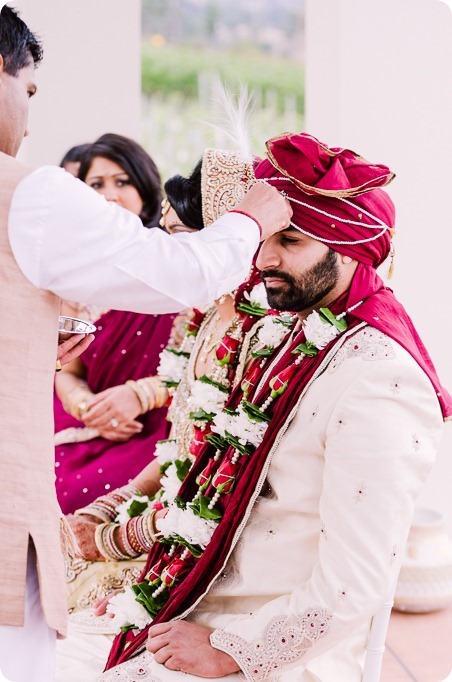 Hindu-wedding-ceremony_Kelowna_Cedar-Creek_Sparkling-Hill_120_by-Kevin-Trowbridge