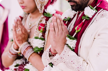 Hindu-wedding-ceremony_Kelowna_Cedar-Creek_Sparkling-Hill_124_by-Kevin-Trowbridge