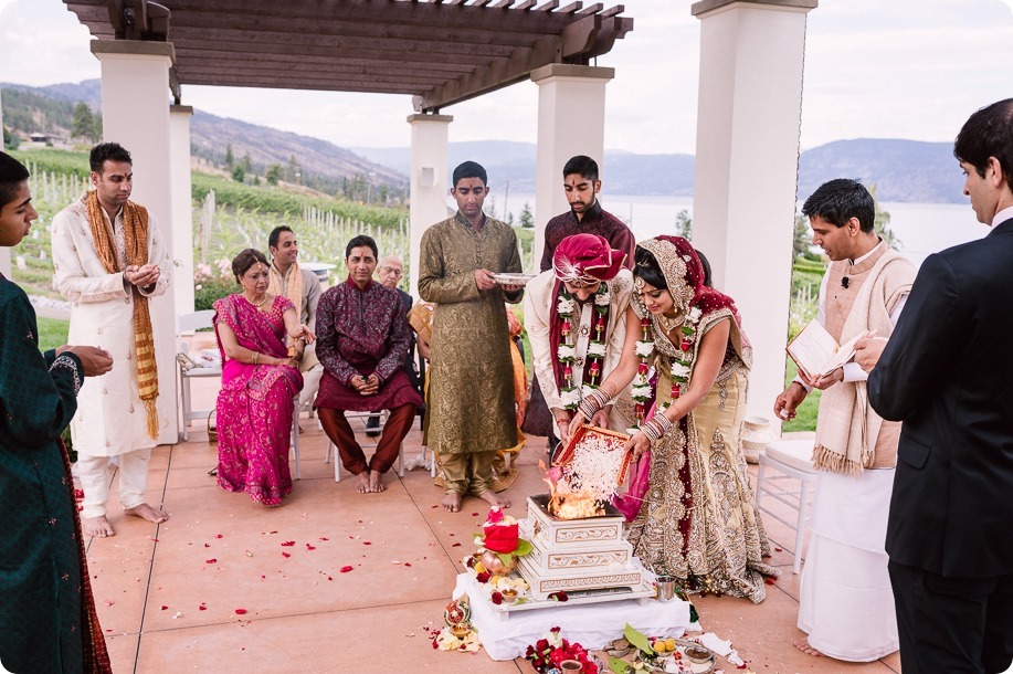 Hindu-wedding-ceremony_Kelowna_Cedar-Creek_Sparkling-Hill_159_by-Kevin-Trowbridge