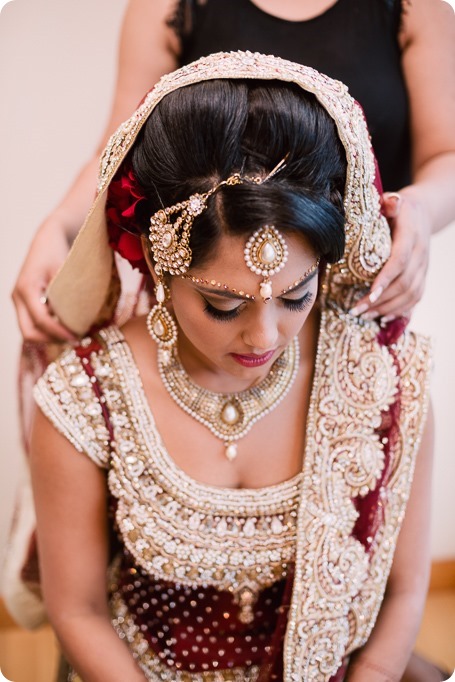 Hindu-wedding-ceremony_Kelowna_Cedar-Creek_Sparkling-Hill_15_by-Kevin-Trowbridge