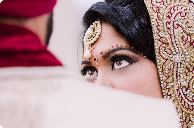 Hindu-wedding-ceremony_Kelowna_Cedar-Creek_Sparkling-Hill_170_by-Kevin-Trowbridge