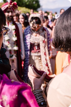 Hindu-wedding-ceremony_Kelowna_Cedar-Creek_Sparkling-Hill_225_by-Kevin-Trowbridge