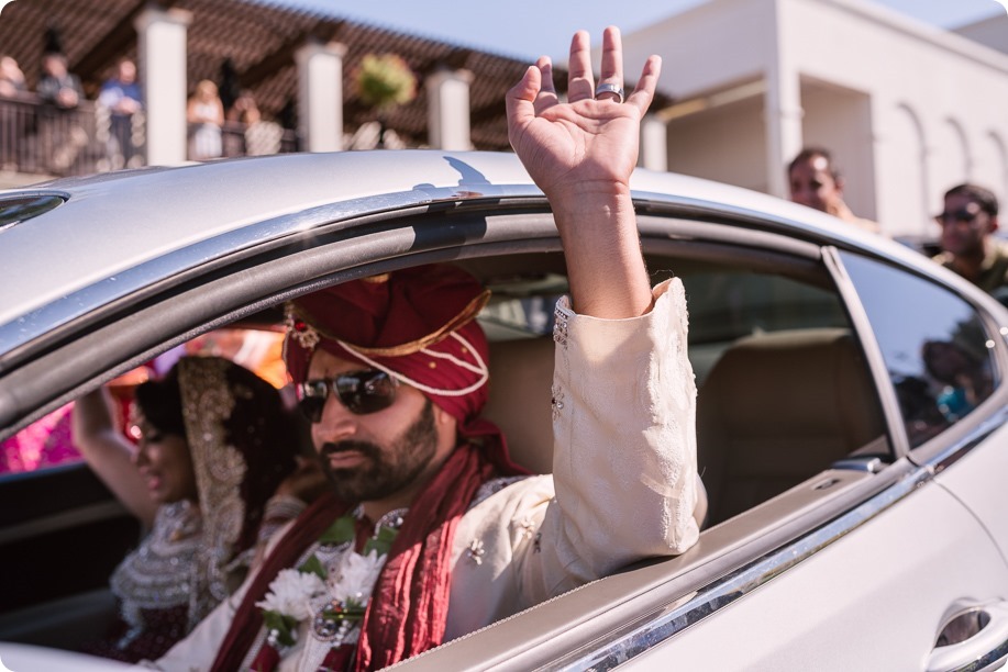 Hindu-wedding-ceremony_Kelowna_Cedar-Creek_Sparkling-Hill_235_by-Kevin-Trowbridge