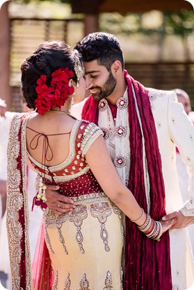 Hindu-wedding-ceremony_Kelowna_Cedar-Creek_Sparkling-Hill_238_by-Kevin-Trowbridge