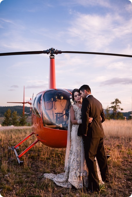 Hindu-wedding-ceremony_Kelowna_Cedar-Creek_Sparkling-Hill_300_by-Kevin-Trowbridge