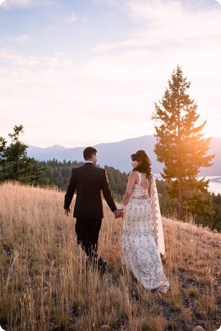 Hindu-wedding-ceremony_Kelowna_Cedar-Creek_Sparkling-Hill_302_by-Kevin-Trowbridge