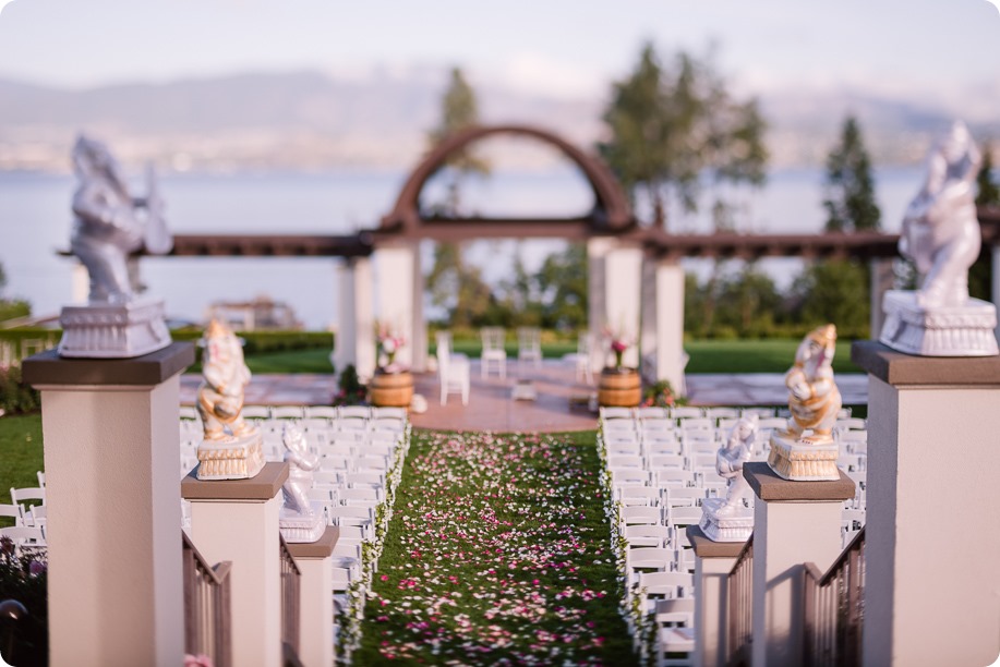 Hindu-wedding-ceremony_Kelowna_Cedar-Creek_Sparkling-Hill_34_by-Kevin-Trowbridge