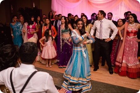 Hindu-wedding-ceremony_Kelowna_Cedar-Creek_Sparkling-Hill_388_by-Kevin-Trowbridge