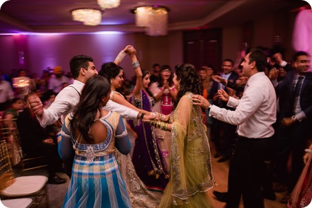 Hindu-wedding-ceremony_Kelowna_Cedar-Creek_Sparkling-Hill_391_by-Kevin-Trowbridge