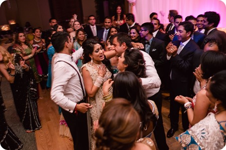 Hindu-wedding-ceremony_Kelowna_Cedar-Creek_Sparkling-Hill_392_by-Kevin-Trowbridge