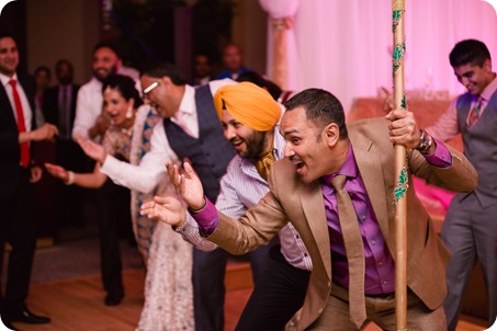 Hindu-wedding-ceremony_Kelowna_Cedar-Creek_Sparkling-Hill_396_by-Kevin-Trowbridge