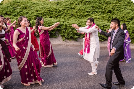 Hindu-wedding-ceremony_Kelowna_Cedar-Creek_Sparkling-Hill_48_by-Kevin-Trowbridge