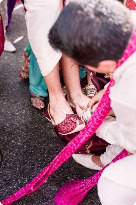 Hindu-wedding-ceremony_Kelowna_Cedar-Creek_Sparkling-Hill_66_by-Kevin-Trowbridge