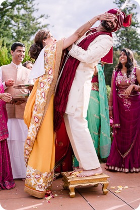 Hindu-wedding-ceremony_Kelowna_Cedar-Creek_Sparkling-Hill_80_by-Kevin-Trowbridge