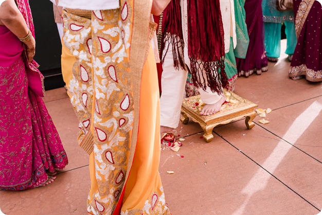 Hindu-wedding-ceremony_Kelowna_Cedar-Creek_Sparkling-Hill_83_by-Kevin-Trowbridge