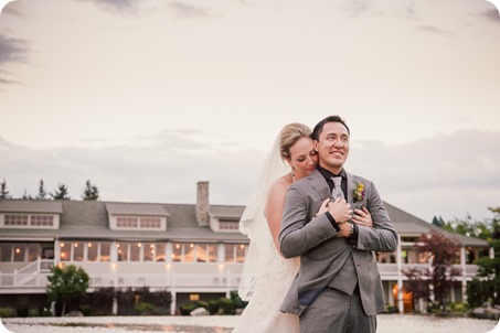 Kelowna-wedding-photographer_Harvest-Golf-Club_colourful-decor-theme_84784_by-Kevin-Trowbridge