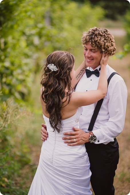 Kelowna-wedding-photography_Summerhill-Winery_classic-mustang_140_by-Kevin-Trowbridge