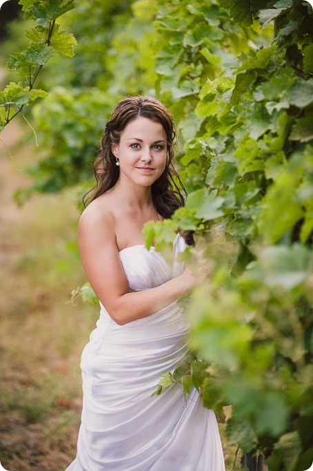 Kelowna-wedding-photography_Summerhill-Winery_classic-mustang_142_by-Kevin-Trowbridge