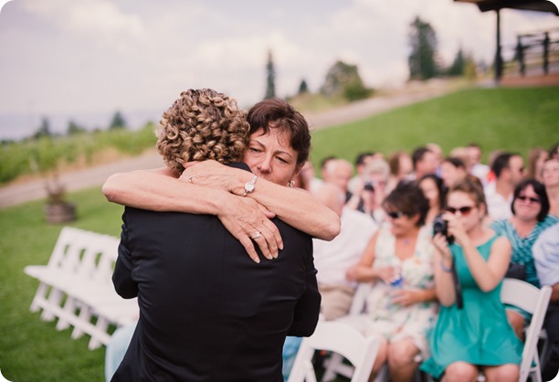 Kelowna-wedding-photography_Summerhill-Winery_classic-mustang_39_by-Kevin-Trowbridge