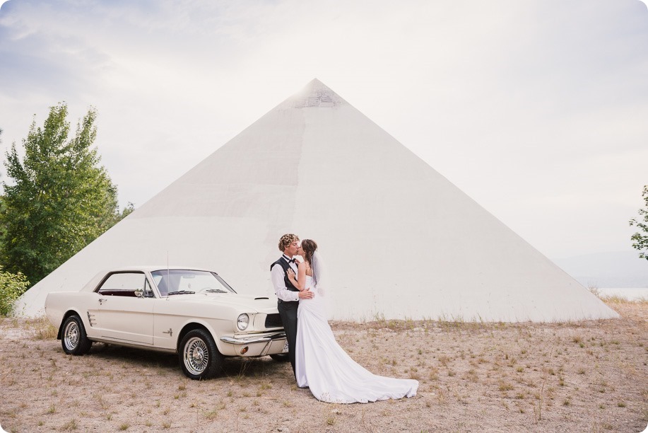 Kelowna-wedding-photography_Summerhill-Winery_classic-mustang_92_by-Kevin-Trowbridge