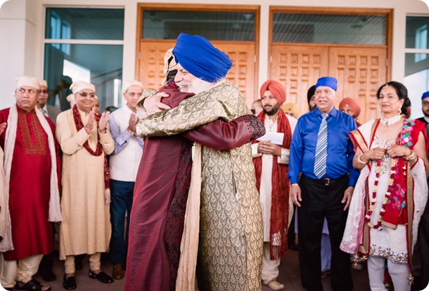 Sikh-Indian-wedding_Kelowna-Temple_Sparkling-Hill_108_by-Kevin-Trowbridge