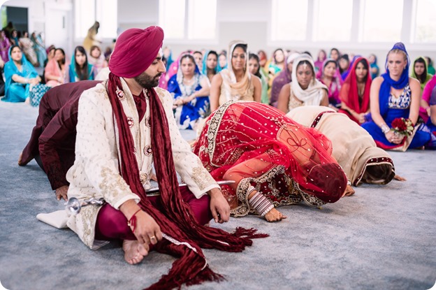 Sikh-Indian-wedding_Kelowna-Temple_Sparkling-Hill_140_by-Kevin-Trowbridge