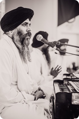 Sikh-Indian-wedding_Kelowna-Temple_Sparkling-Hill_142_by-Kevin-Trowbridge