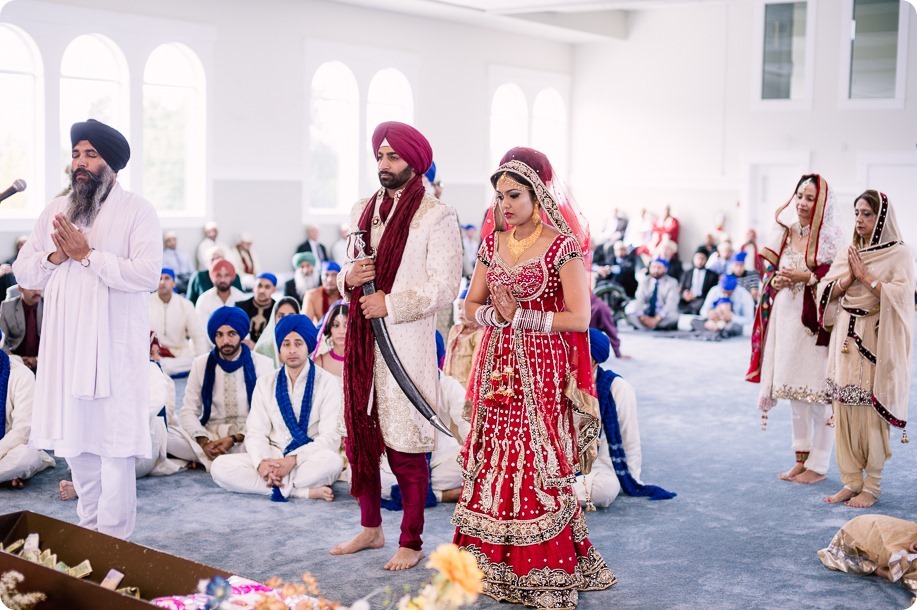 Sikh-Indian-wedding_Kelowna-Temple_Sparkling-Hill_146_by-Kevin-Trowbridge