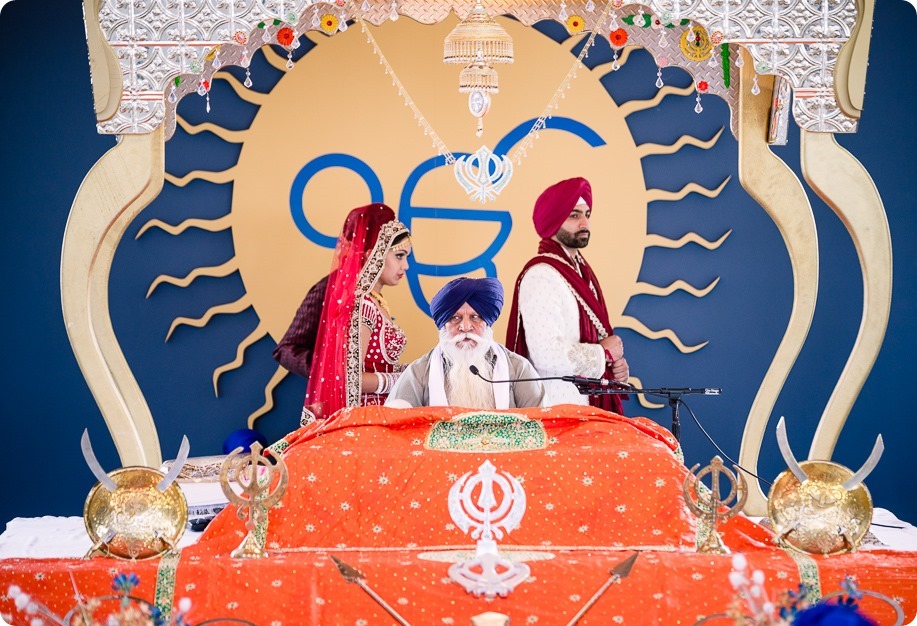 Sikh-Indian-wedding_Kelowna-Temple_Sparkling-Hill_163_by-Kevin-Trowbridge