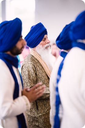 Sikh-Indian-wedding_Kelowna-Temple_Sparkling-Hill_177_by-Kevin-Trowbridge