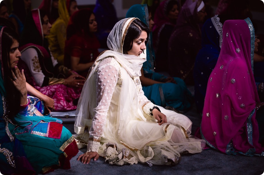 Sikh-Indian-wedding_Kelowna-Temple_Sparkling-Hill_183_by-Kevin-Trowbridge