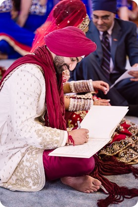 Sikh-Indian-wedding_Kelowna-Temple_Sparkling-Hill_187_by-Kevin-Trowbridge
