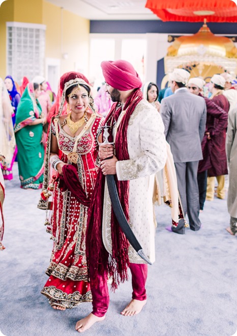 Sikh-Indian-wedding_Kelowna-Temple_Sparkling-Hill_195_by-Kevin-Trowbridge