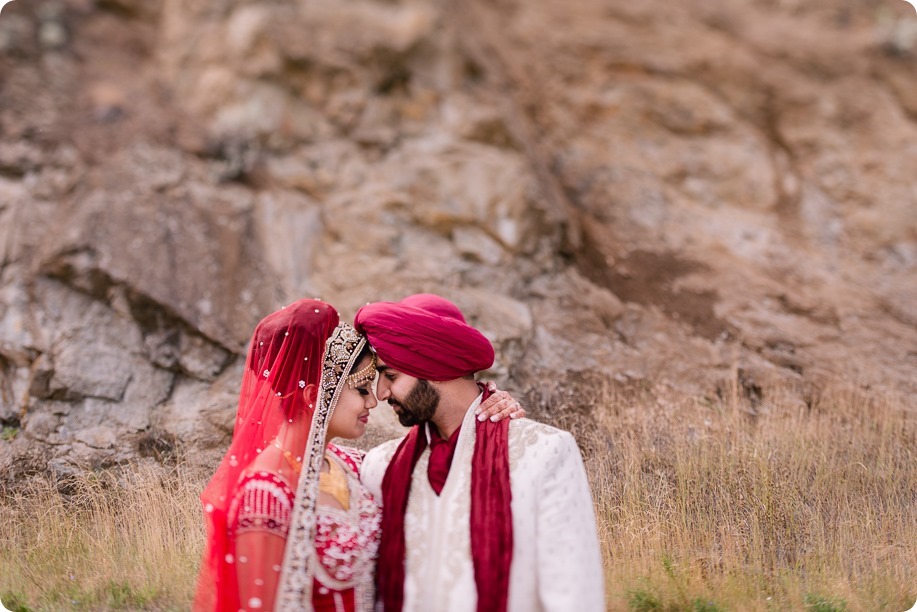 Sikh-Indian-wedding_Kelowna-Temple_Sparkling-Hill_205_by-Kevin-Trowbridge