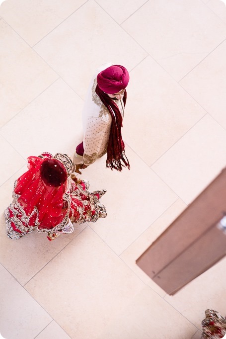 Sikh-Indian-wedding_Kelowna-Temple_Sparkling-Hill_226_by-Kevin-Trowbridge