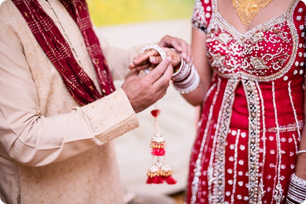 Sikh-Indian-wedding_Kelowna-Temple_Sparkling-Hill_59_by-Kevin-Trowbridge