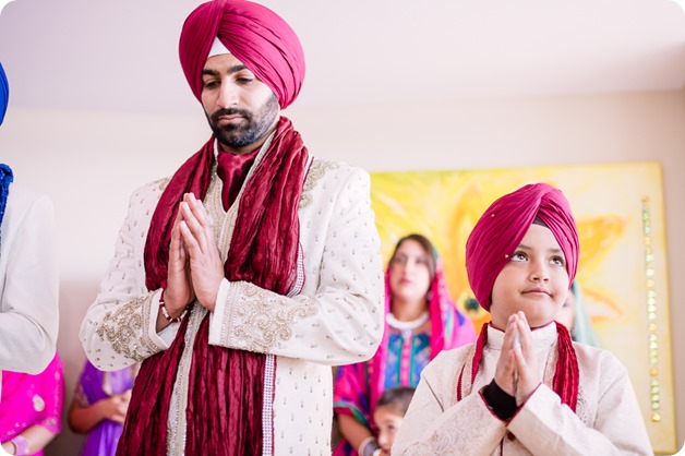 Sikh-Indian-wedding_Kelowna-Temple_Sparkling-Hill_71_by-Kevin-Trowbridge