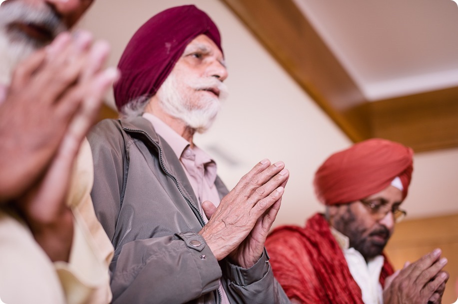 Sikh-Indian-wedding_Kelowna-Temple_Sparkling-Hill_72_by-Kevin-Trowbridge