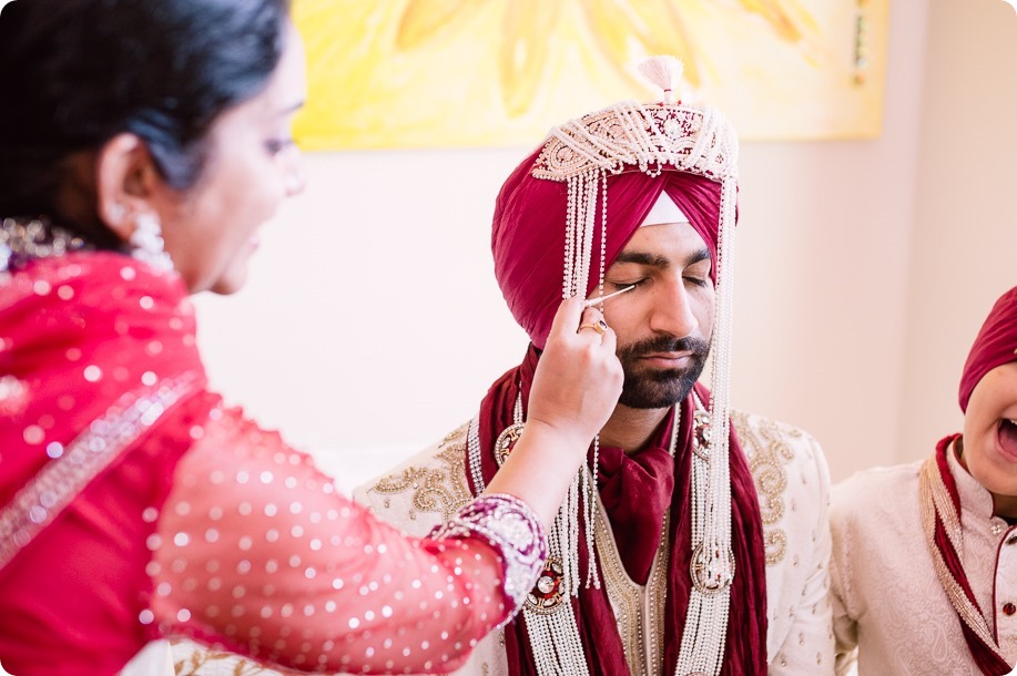 Sikh-Indian-wedding_Kelowna-Temple_Sparkling-Hill_76_by-Kevin-Trowbridge