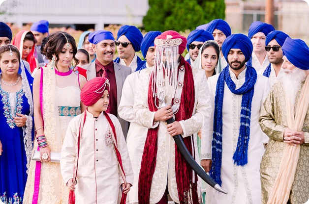 Sikh-Indian-wedding_Kelowna-Temple_Sparkling-Hill_99_by-Kevin-Trowbridge