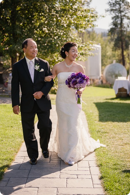 Traditional-Chinese-Tea-Ceremony-Summerhill-wedding-Kelowna-photographer_105_by-Kevin-Trowbridge