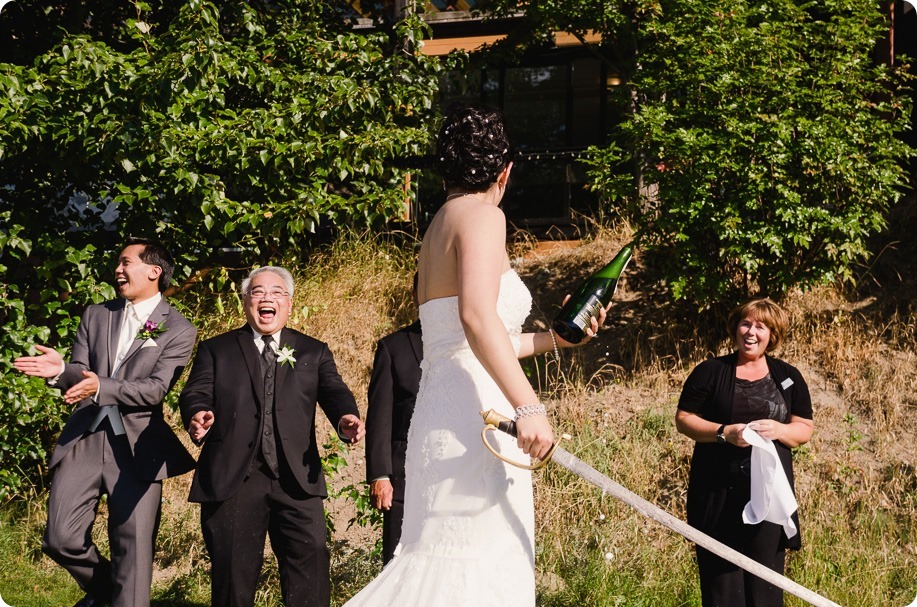 Traditional-Chinese-Tea-Ceremony-Summerhill-wedding-Kelowna-photographer_135_by-Kevin-Trowbridge